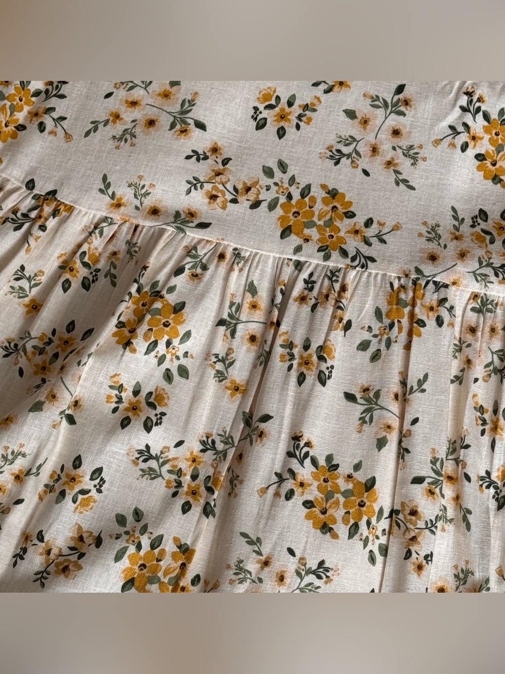 Joie Cream Skirt with Yellow Floral Print, ladies size small - it has pockets! - Picture 2 of 5
